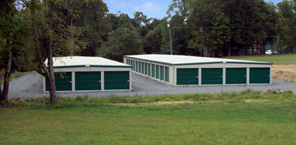 Nettie WV Vintage Storage